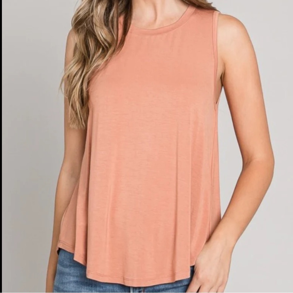 American Eagle orange cream colored soft and sexy hight neck tank